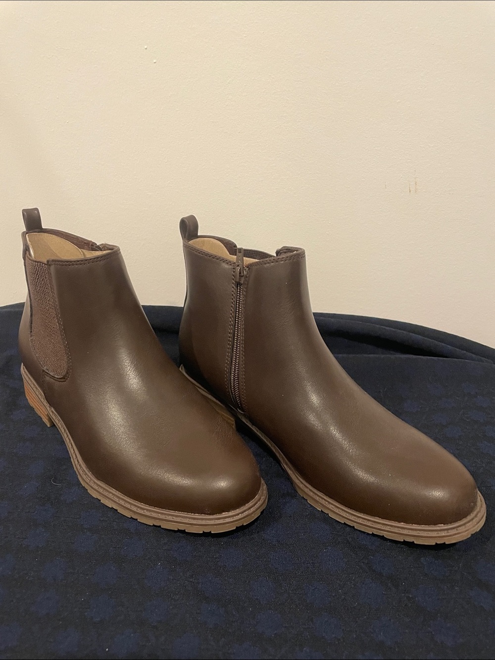 Women’s Brown Boots with Side Zip